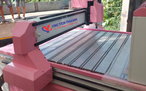 máy cnc quảng cáo